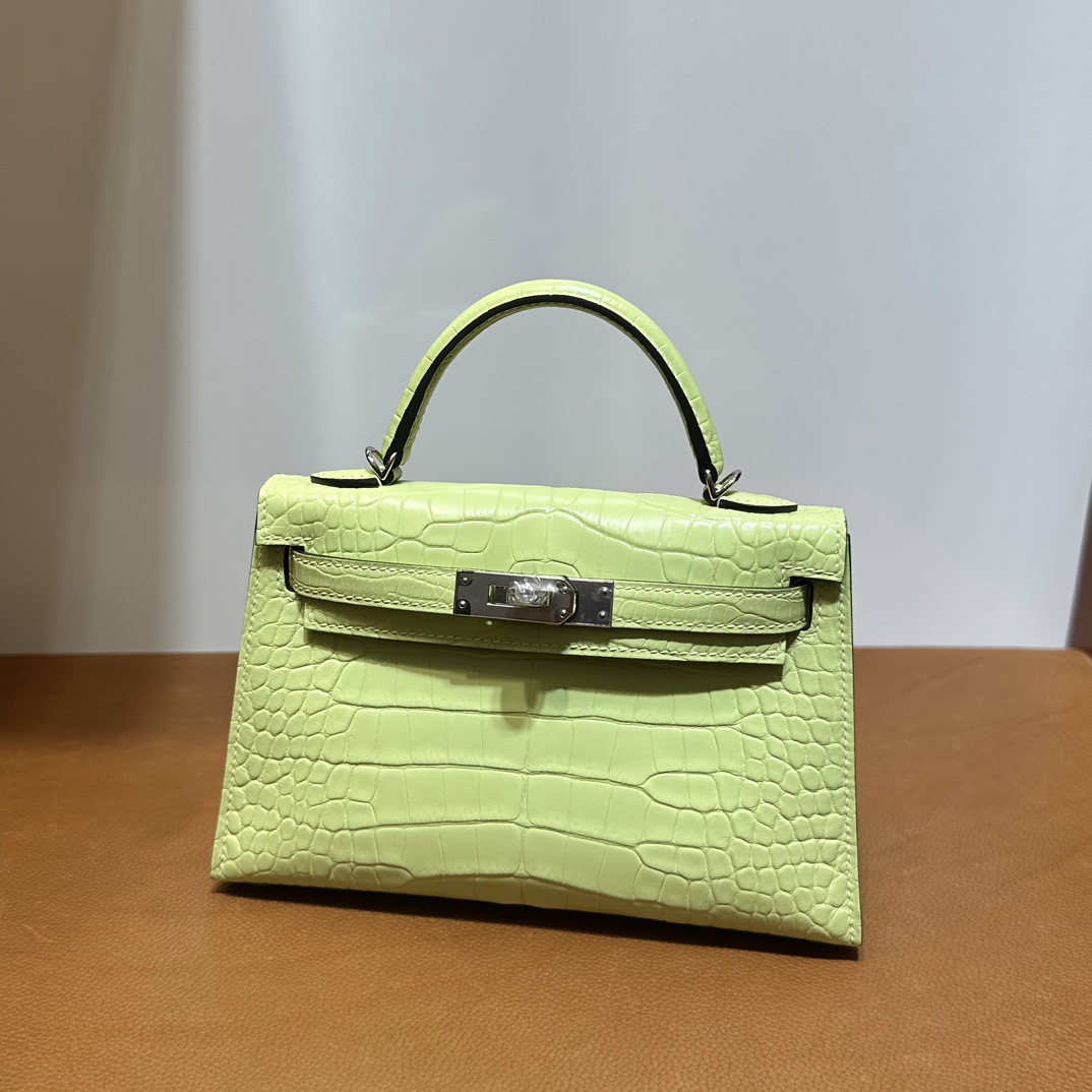 愛馬仕迷你凱莉2代多少錢 Hermès Kelly Mini Sellier 霧面美洲鱷魚皮 Lime 檸檬黃 嫩芽黃銀色五金