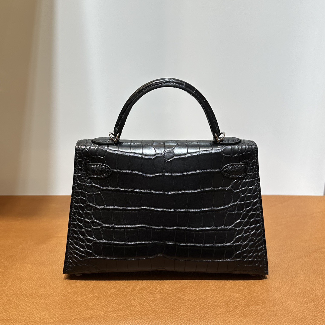 愛馬仕迷你凱莉2代價格圖片 Hermès Kelly Mini Sellier 霧面美洲鱷魚皮黑色銀色五金