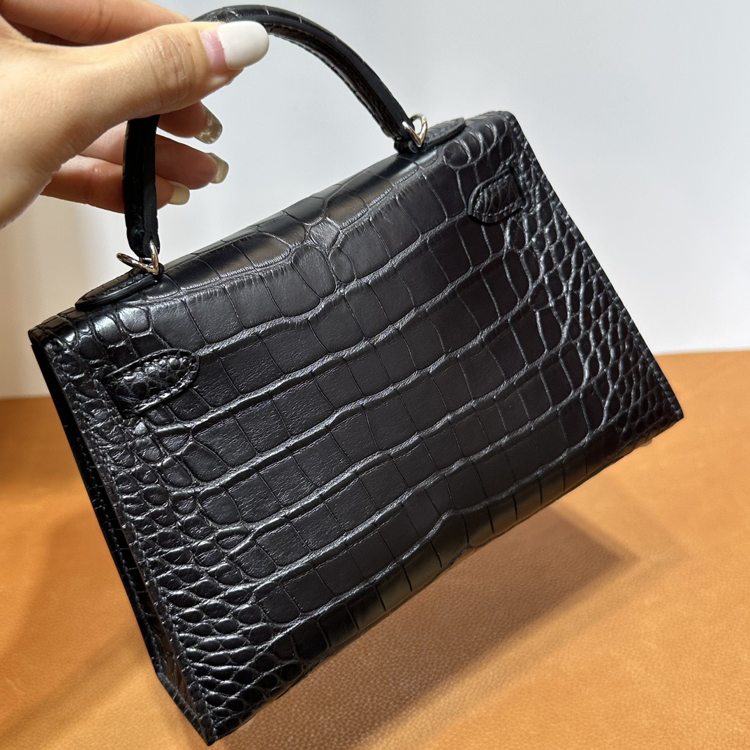 愛馬仕迷你凱莉2代價格圖片 Hermès Kelly Mini Sellier 霧面美洲鱷魚皮黑色銀色五金