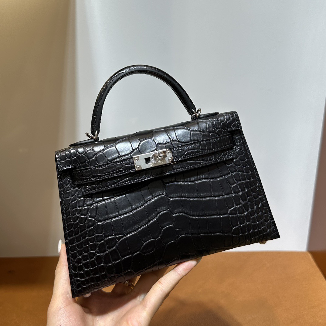 愛馬仕迷你凱莉2代價格圖片 Hermès Kelly Mini Sellier 霧面美洲鱷魚皮黑色銀色五金