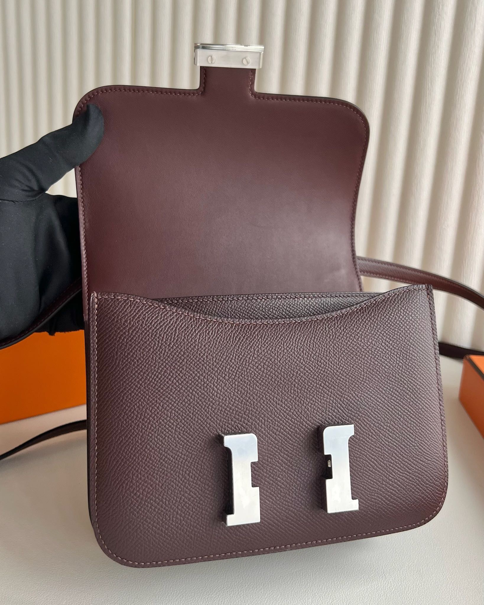 愛馬仕康康包香港多少錢 Hermès Constance 18 Epsom 0G Rouge Sellier 馬鞍紅銀色五金