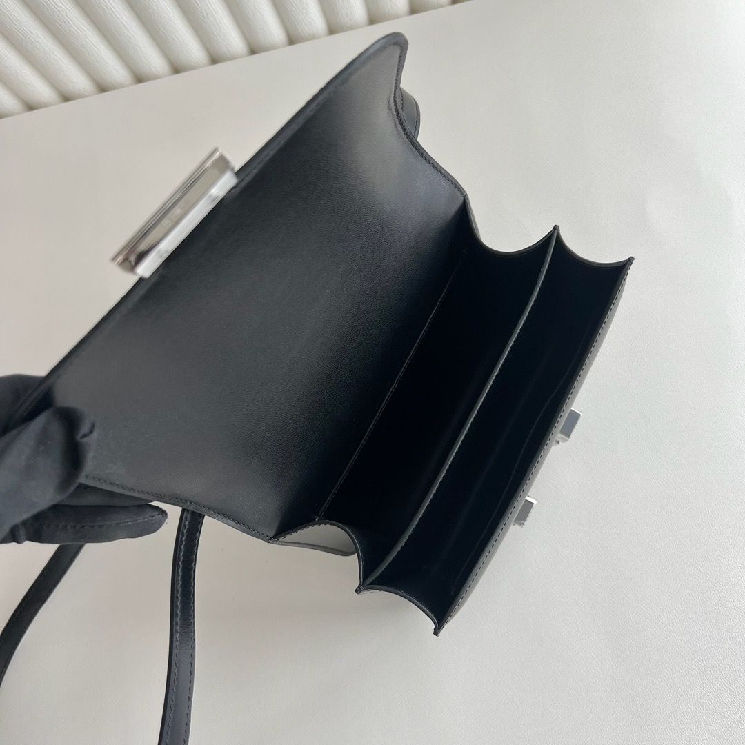 愛馬仕康康包圖片 Hermès Constance 18 Box Leather CK89 Noir 黑色銀色五金