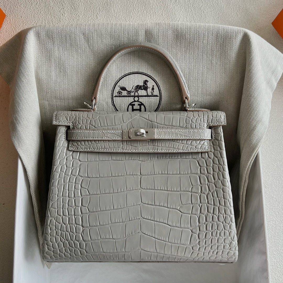 愛馬仕凱莉鱷魚皮多少錢 Hermès Kelly 25 霧面美洲鱷魚皮 CK80 Griss Perle 珍珠灰銀色五金