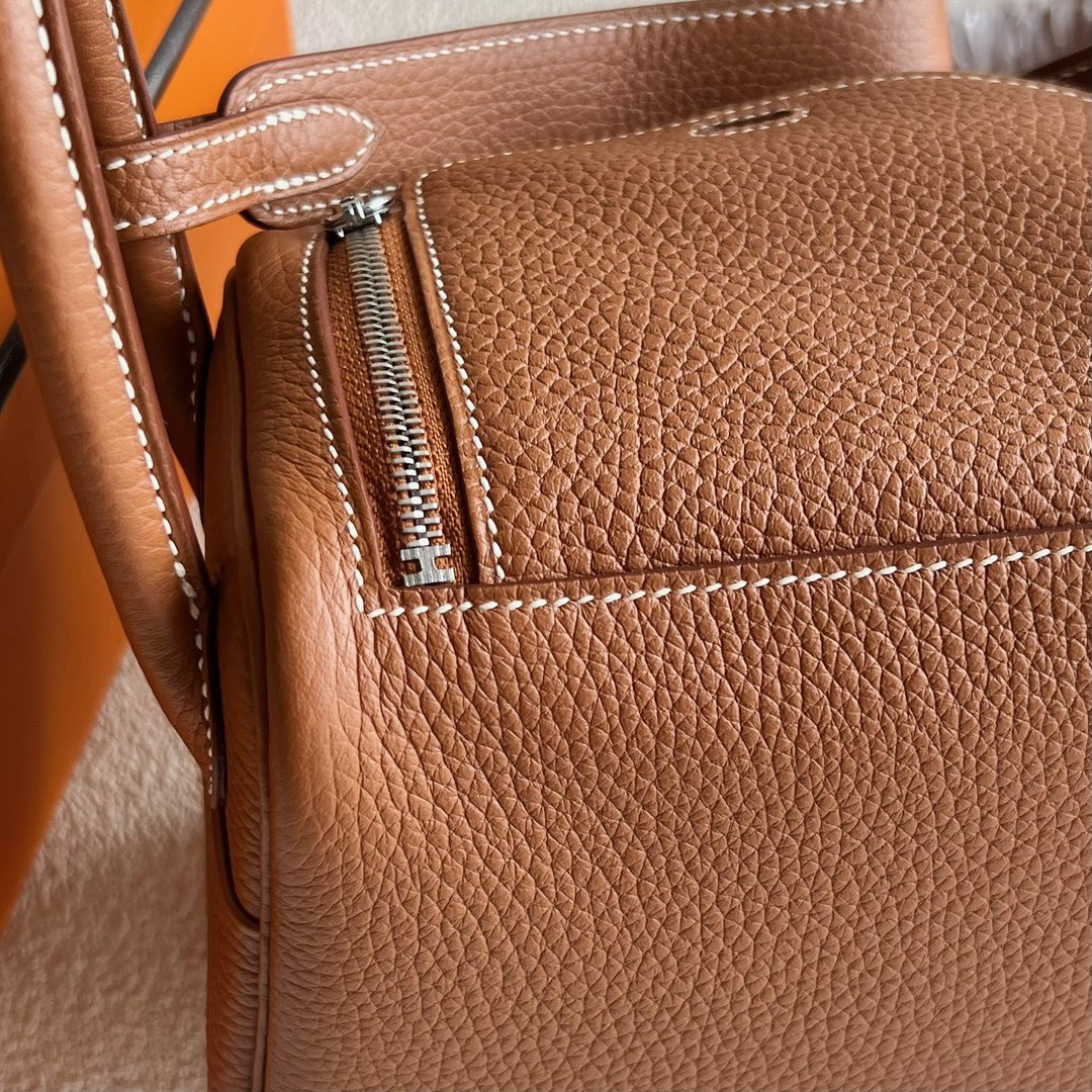 愛馬仕迷你琳迪包 Hermès Mini Lindy Taurillon Clémence 金棕色 銀色五金