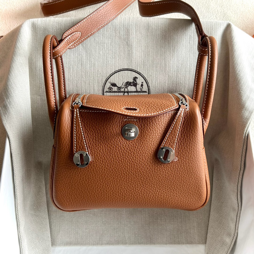 愛馬仕迷你琳迪包 Hermès Mini Lindy Taurillon Clémence 金棕色 銀色五金