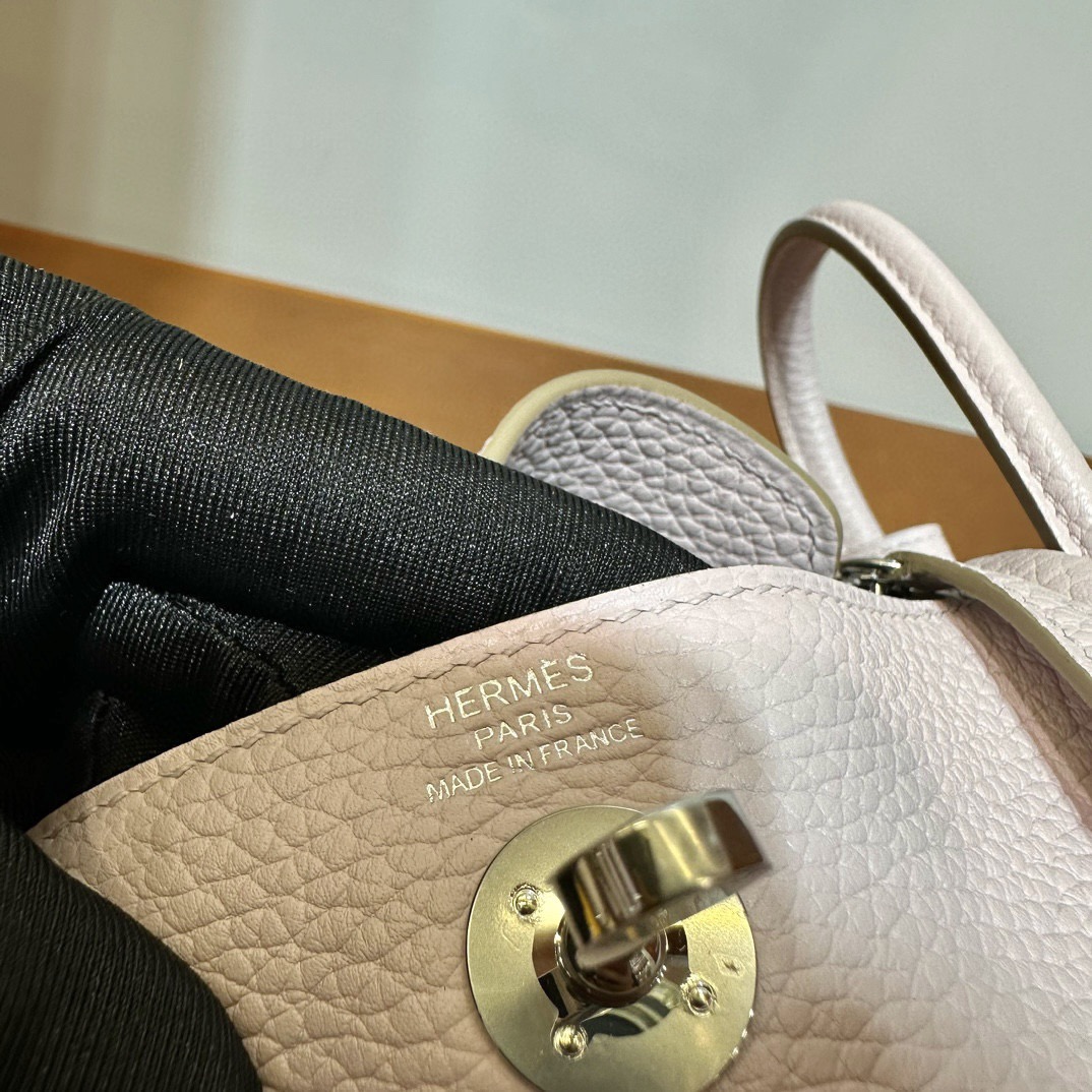 愛馬仕琳迪包售價 Hermès Mini Lindy Taurillon Clémence Mauve Pale夢幻粉紫 銀色五金-Qatar Kuwait Hermes Birkin Kelly Lindy bag 愛馬仕琳迪包售價 Hermès Mini Lindy Taurillon Clémence Mauve Pale夢幻粉紫 銀色五金
