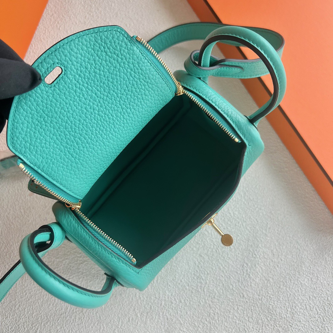 愛馬仕琳迪包價格Hermès Mini Lindy Taurillon Clémence Vert Verone維羅納綠 金色五金