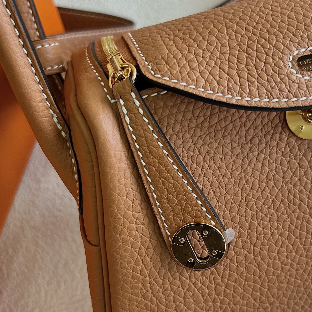 愛馬仕迷你琳迪包價格 Hermès Mini Lindy Taurillon Clémence 1H Toffee 太妃色 金色五金