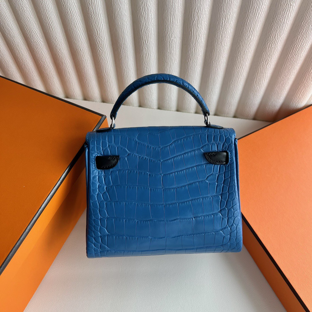 愛馬仕包包泰國旗艦店Hermès Kelly Doll 霧面美洲鱷魚皮Bleu Zellige琉璃藍 黑色銀色五金