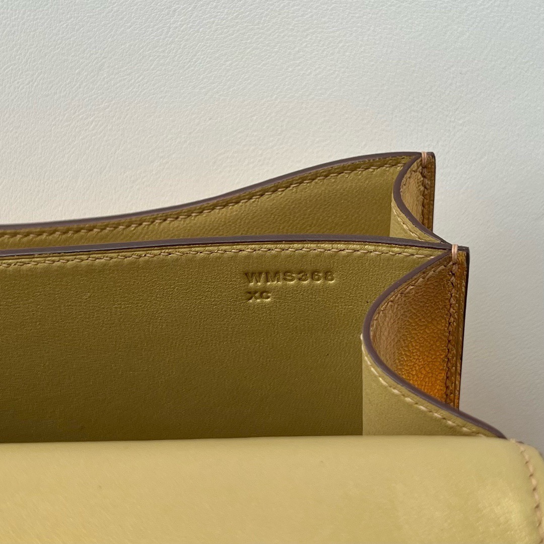 愛馬仕包包價格及圖片 Hermès Constance 18 Mirror Style 山羊皮 Y9 DORE鎏金色金色五金