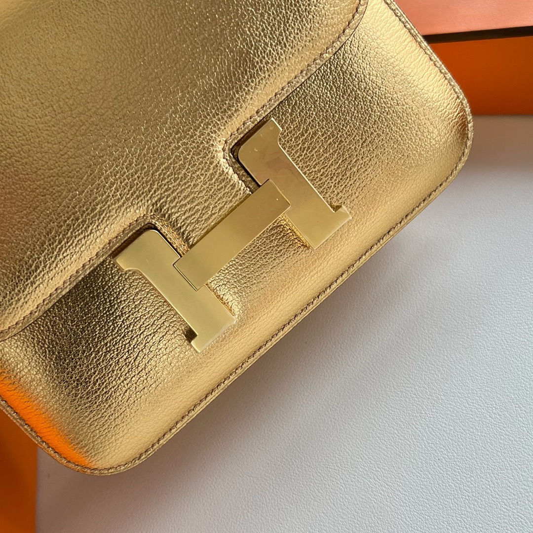 愛馬仕包包價格及圖片 Hermès Constance 18 Mirror Style 山羊皮 Y9 DORE鎏金色金色五金