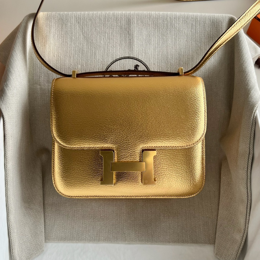 愛馬仕包包價格及圖片 Hermès Constance 18 Mirror Style 山羊皮 Y9 DORE鎏金色金色五金