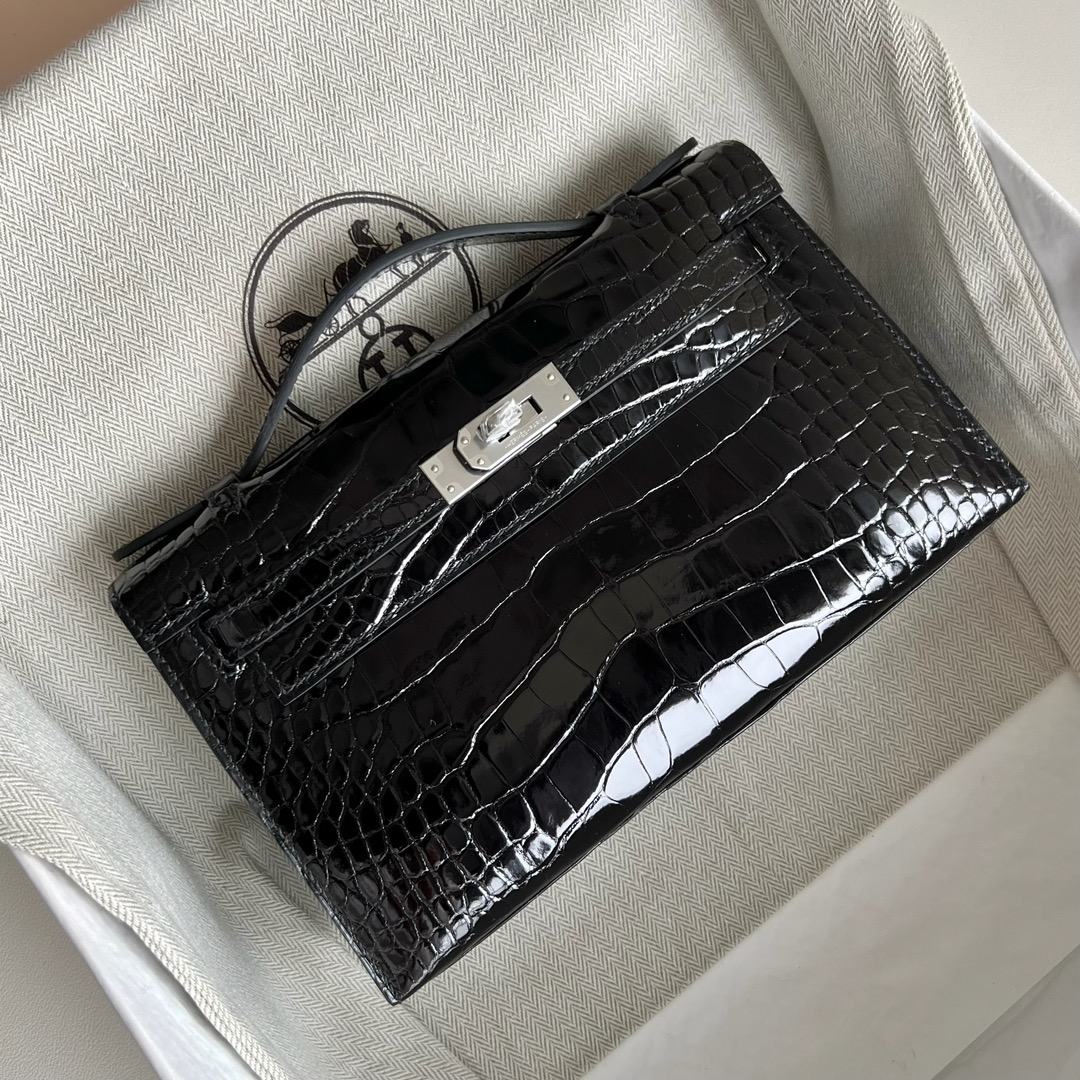 愛馬仕最貴三個檔次Hermès Mini Kelly Pochette 亮面美洲鱷魚皮黑色銀色五金