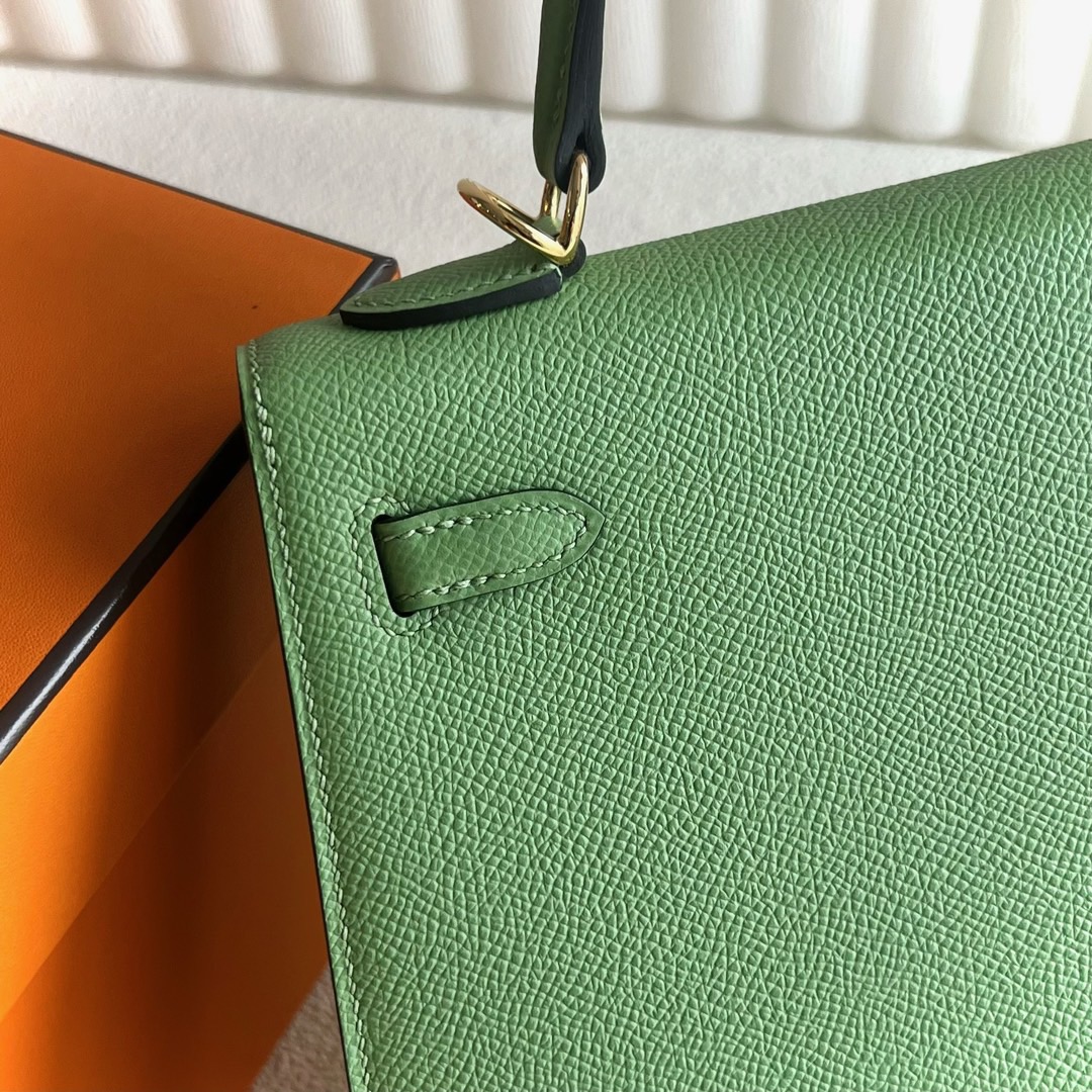 愛馬仕凱莉包25專櫃價格 Hermès Kelly 25 Epsom 3i Vert Criquet黃油果綠金色五金