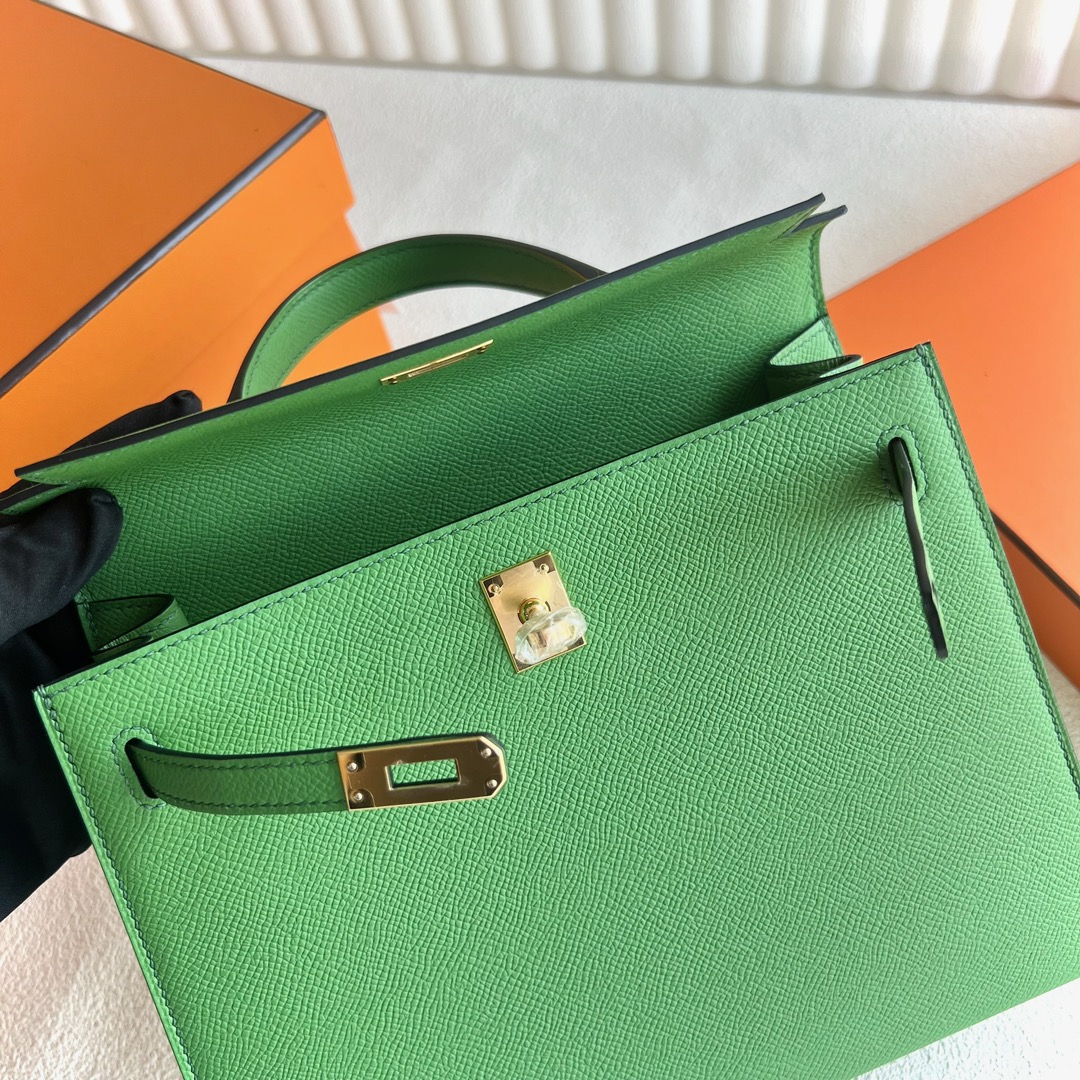 愛馬仕入門款凱莉包實拍圖 Hermès Kelly 25 Epsom A8 Vert Yucca 絲藍綠金色五金