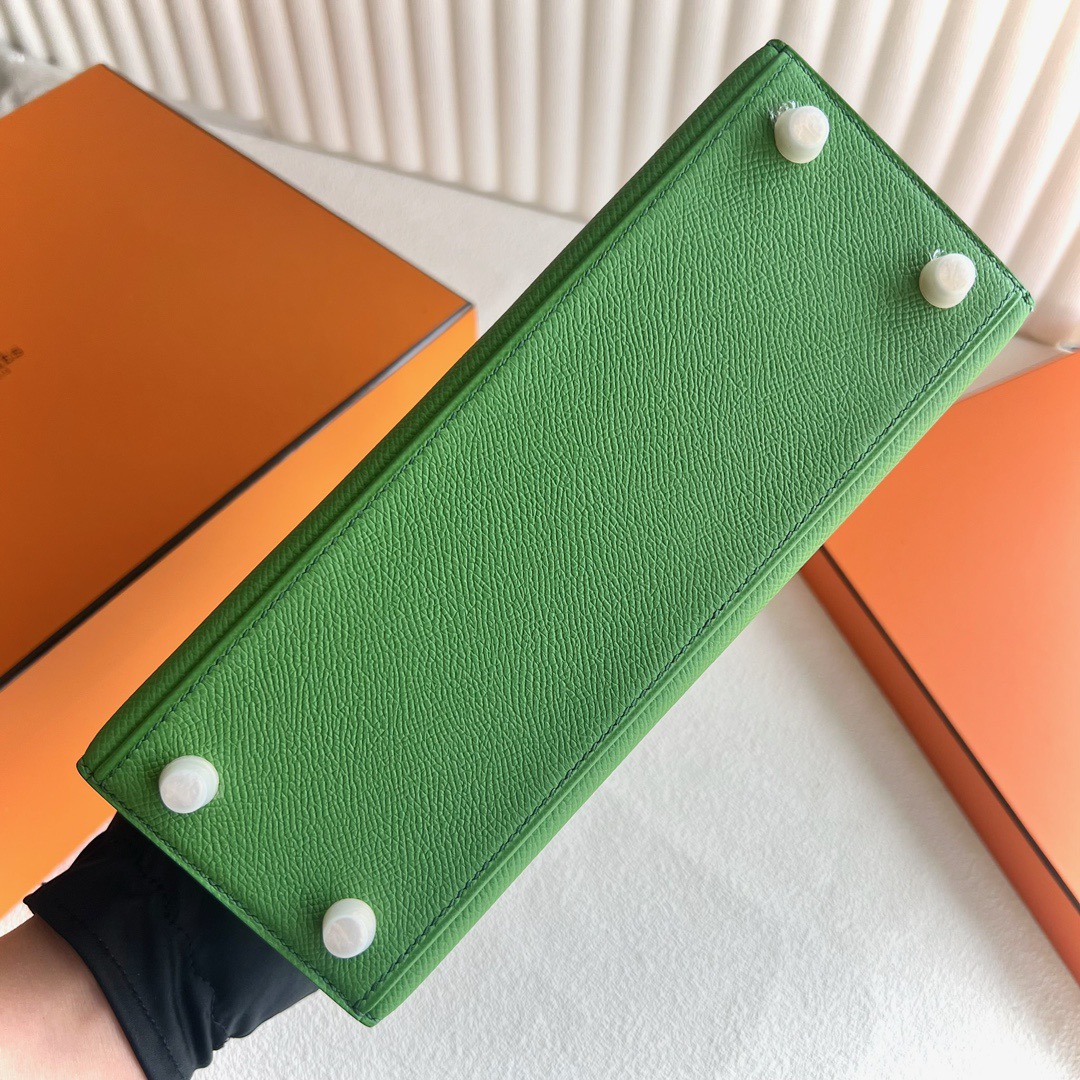 愛馬仕入門款凱莉包實拍圖 Hermès Kelly 25 Epsom A8 Vert Yucca 絲藍綠金色五金