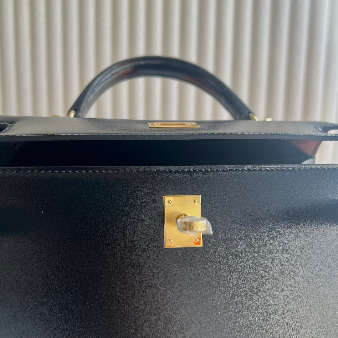 愛馬仕凱莉包包圖片 Hermès Kelly 25 Box Leather Noir 黑色金色五金