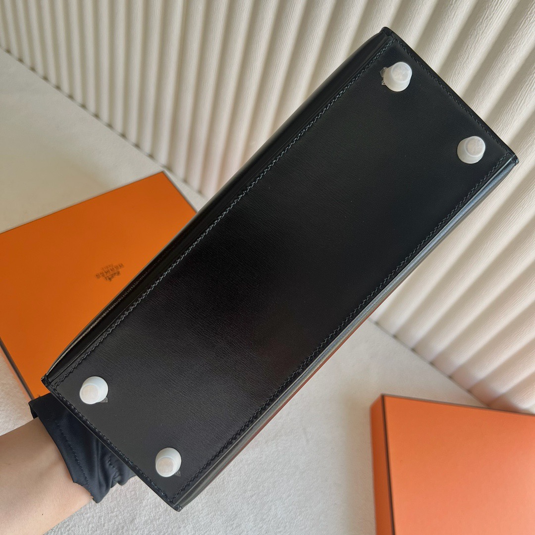 愛馬仕凱莉包包圖片 Hermès Kelly 25 Box Leather Noir 黑色金色五金