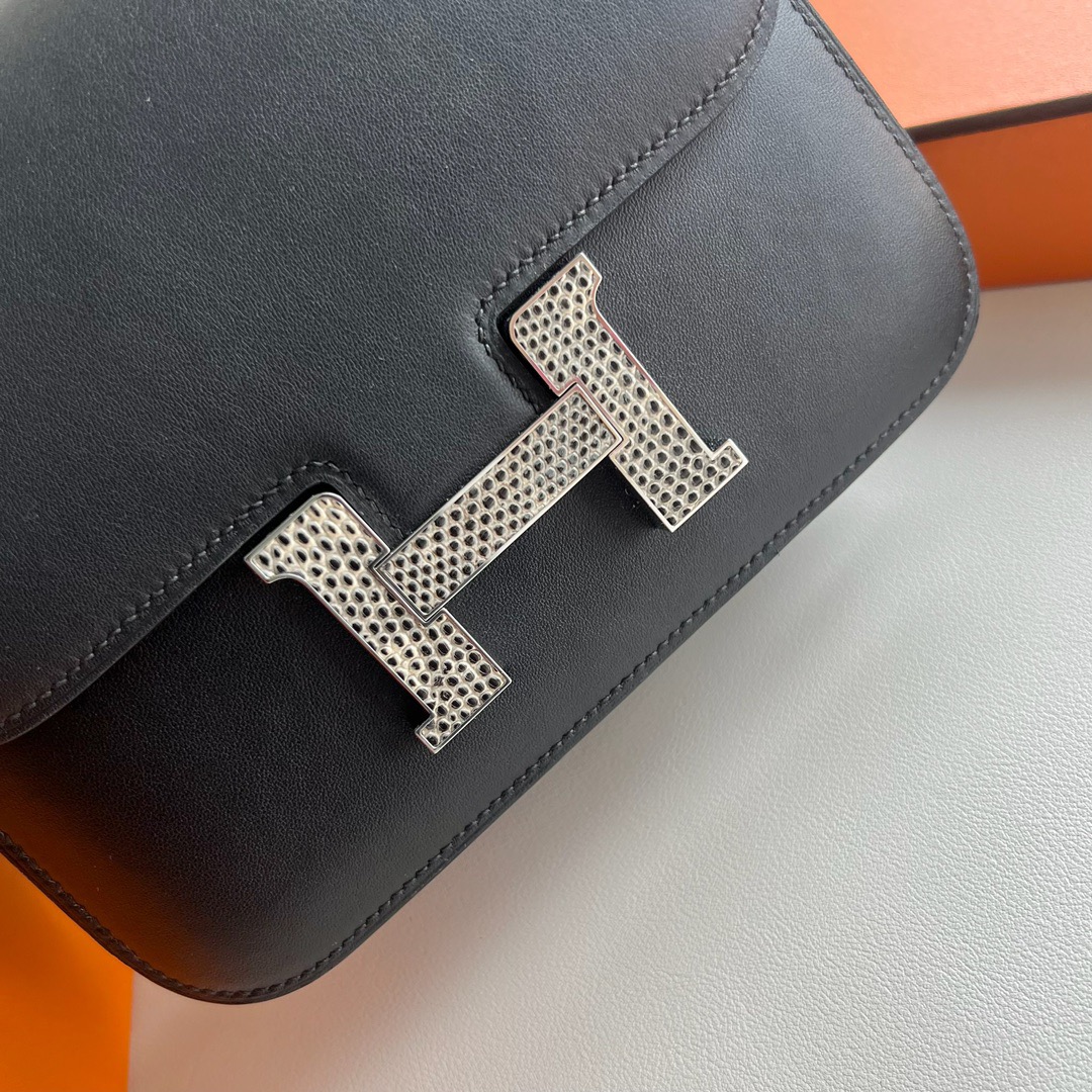 愛馬仕包包康康Mini尺寸 Hermès Constance 18 Tadelakt 黑色配1B自然色Ombre Lizard自然色蜥蜴扣