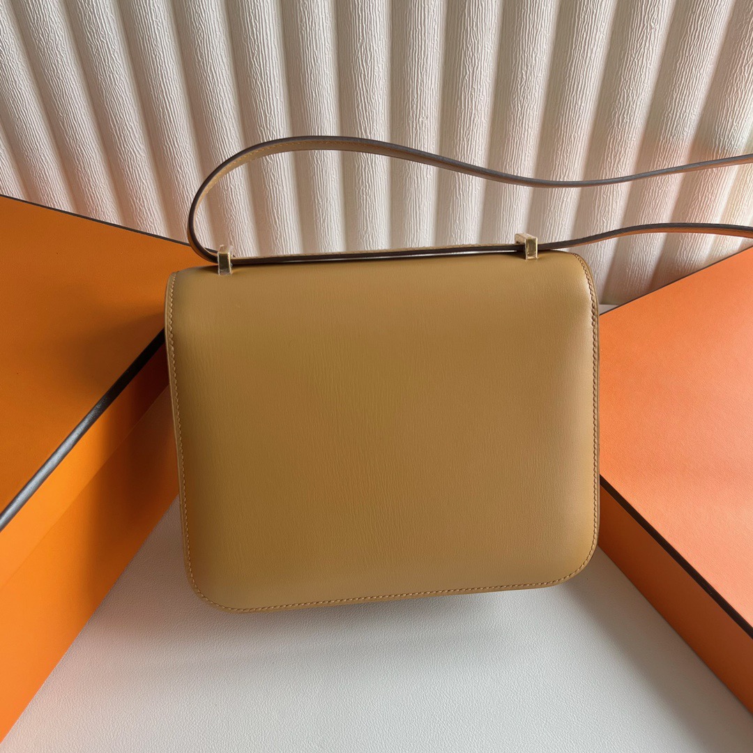 愛馬仕康康空姐包18價格 Mini Hermès Constance MINI 18 Box 4B Biscuit餅乾色拼自然色蜥蜴扣