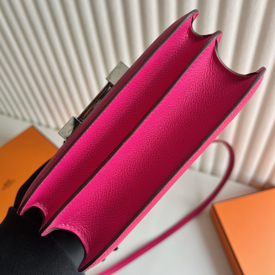 愛馬仕包包康康刻印年份 Hermès Constance 18 Evercolor 0D Rose Mexico墨西哥粉拼黑色鱷魚扣