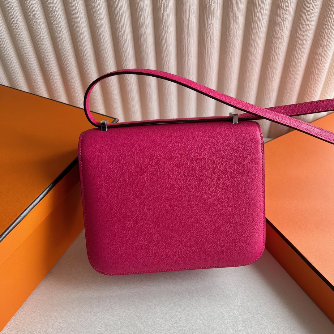 愛馬仕康康的刻印在哪 Hermès Constance 18 Evercolor 0D Rose Mexico墨西哥粉拼亮面焦糖色鱷魚扣