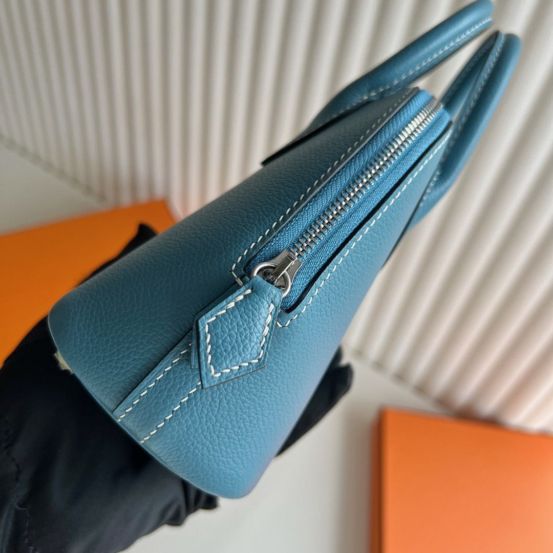 愛馬仕印尼旗艦店價格 Hermès Mini Bolide 20 Evercolor D2 New Bleu Jeans新牛仔藍銀色五金