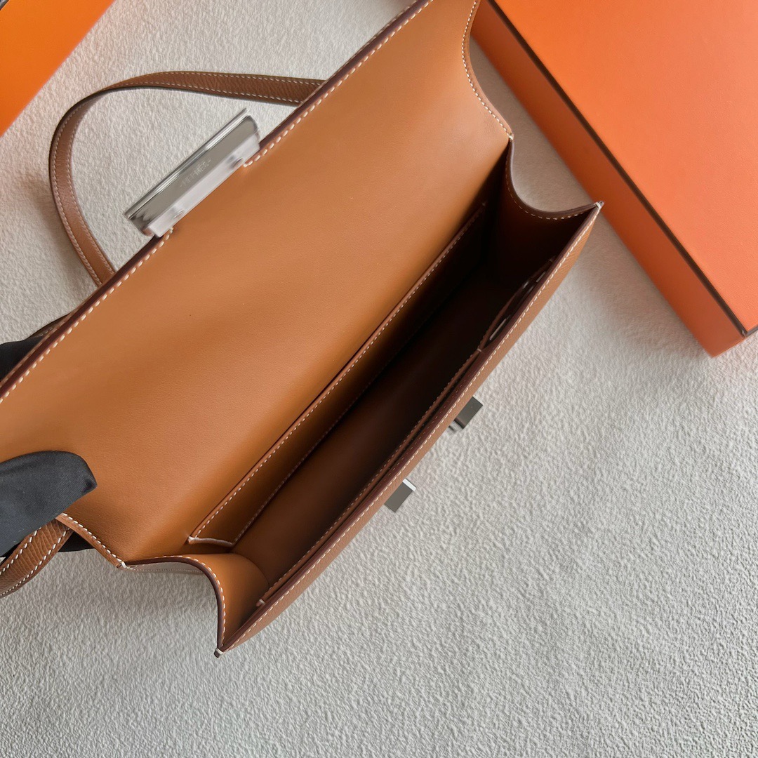 愛馬仕經典款女包型號 Hermès Constance Elan Mirror Style Epsom CK37 Gold金棕色 銀色五金