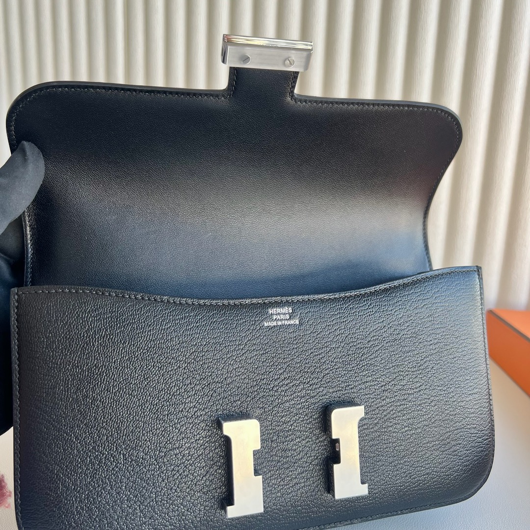 愛馬仕奢侈品牌包包 Hermès Constance Elan Mirror Style Chever 黑色銀色五金
