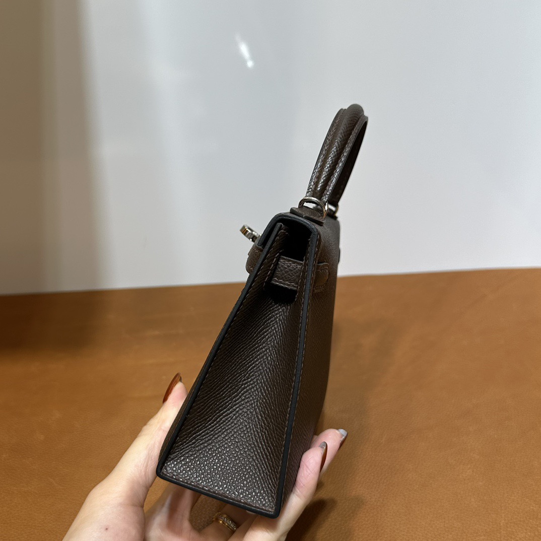 愛馬仕包包香港官網入口 Hermès Kelly Mini Sellier Epsom Leather Ecorce果皮色 樹皮色銀色五金