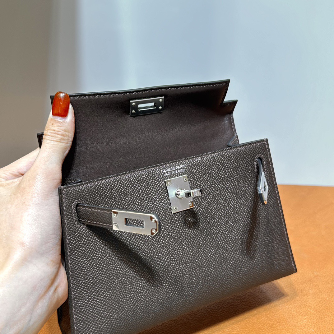 愛馬仕包包香港官網入口 Hermès Kelly Mini Sellier Epsom Leather Ecorce果皮色 樹皮色銀色五金