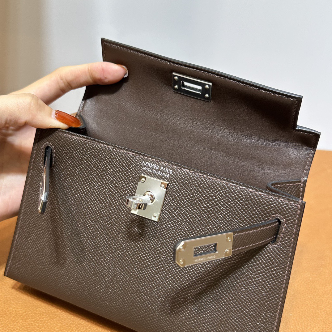 愛馬仕包包香港官網入口 Hermès Kelly Mini Sellier Epsom Leather Ecorce果皮色 樹皮色銀色五金
