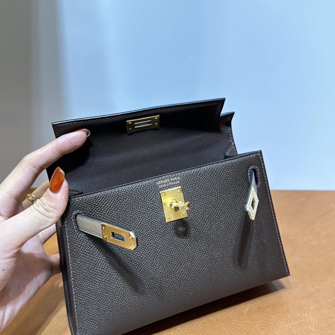 愛馬仕包包臺灣網址 Hermès Kelly Mini Sellier Epsom 4C Ecorce 樹皮色/大象灰/黑色金色五金