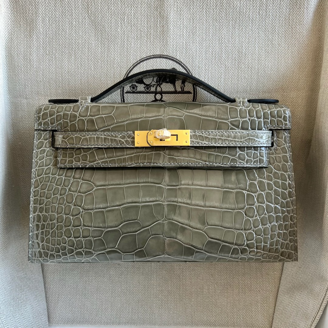 愛馬仕迷你凱莉包一代 Hermès Kelly Pochette 亮面美洲鱷魚皮顏色 Griss Tourterelle 斑鳩灰金色五金