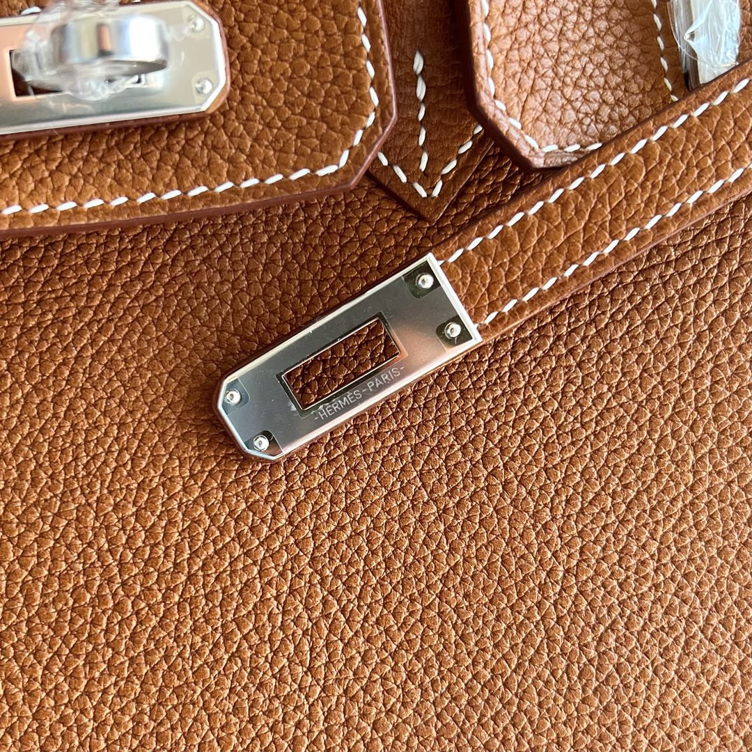 愛馬仕鉑金包專櫃價格Hermes Birkin 25 Barenia Faubourg 馬鞍皮福寶皮顆粒荔枝紋Fauve原始色銀色五金