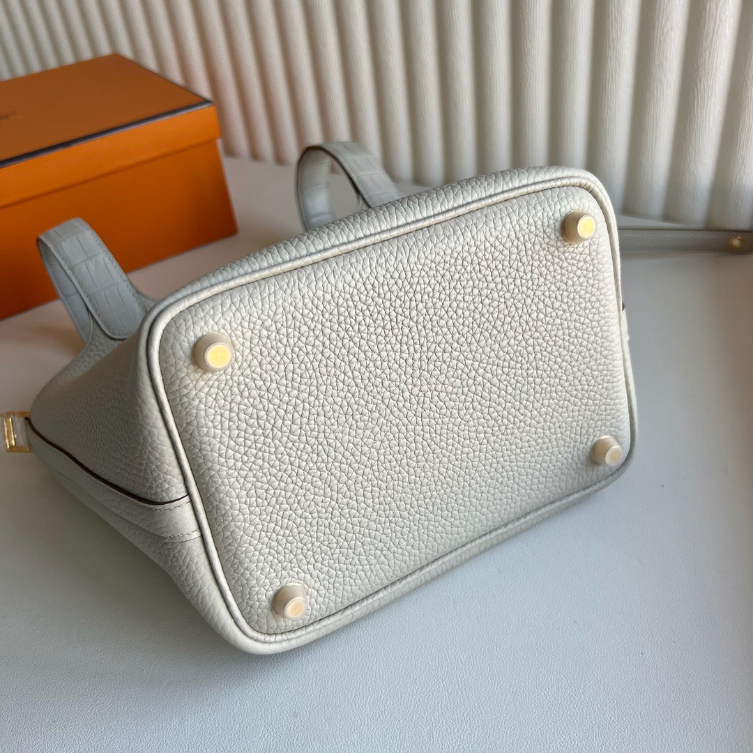 愛馬仕菜籃子包包圖片 Hermes Picotin Lock 18 Touch Clemence拼霧面“口“方塊美洲鱷魚皮 8L Béton冰川白金色五金
