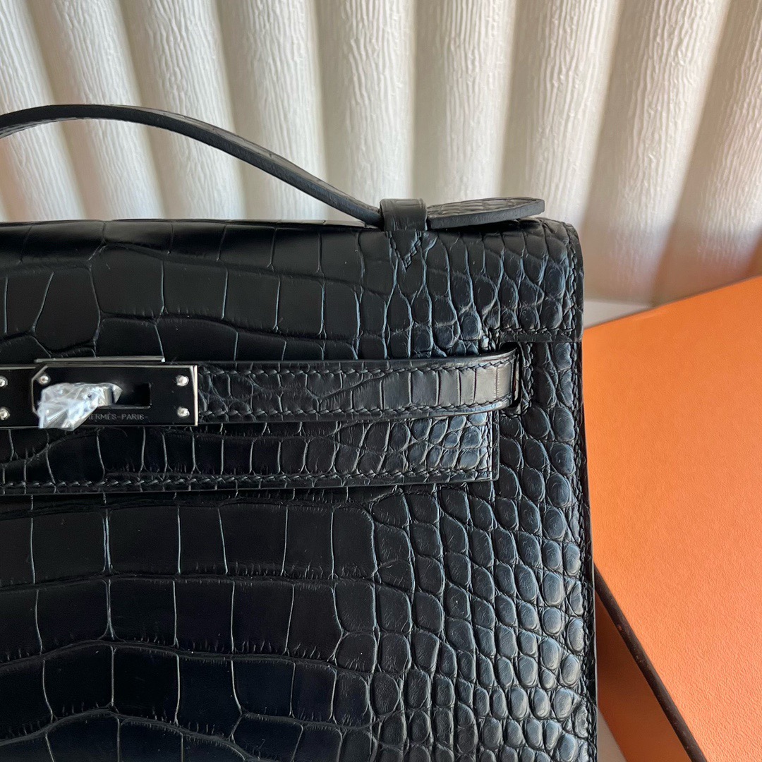 愛馬仕凱莉包包所有系列 Hermes Kelly Pochette 黑色So Black Alligator Crocodile 霧面“口“方塊美洲鱷魚皮