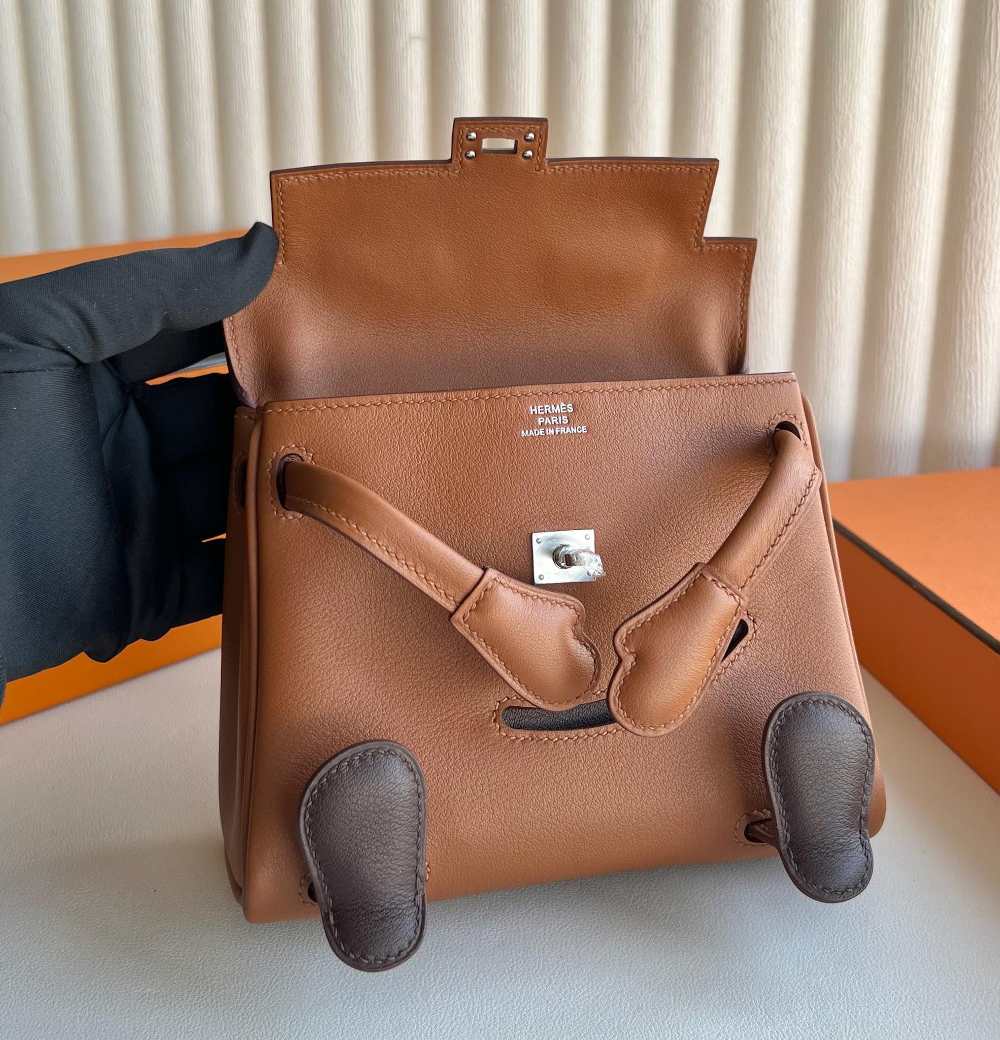 愛馬仕包包刻印在哪裡找 Hermes Kelly doll Swift CK37 Gold金棕色/咖啡色銀色五金