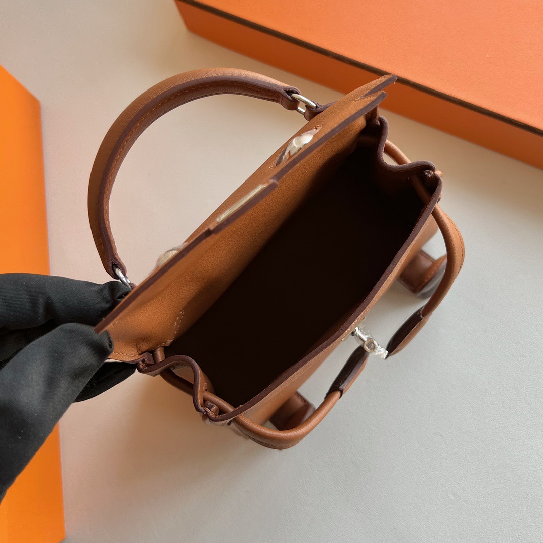 愛馬仕包包刻印在哪裡找 Hermes Kelly doll Swift CK37 Gold金棕色/咖啡色銀色五金