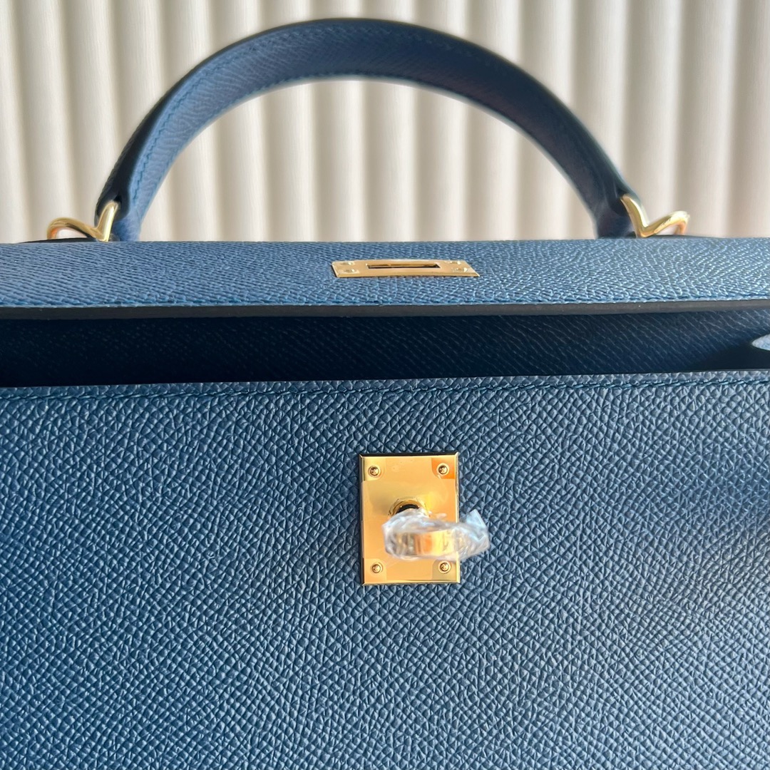 愛馬仕凱莉包官方價格 Hermes Kelly 25 Epsom S4 Deep Blue 深邃藍金色五金-Qatar Kuwait Hermes Birkin Kelly Lindy bag 愛馬仕凱莉包官方價格 Hermes Kelly 25 Epsom S4 Deep Blue 深邃藍金色五金