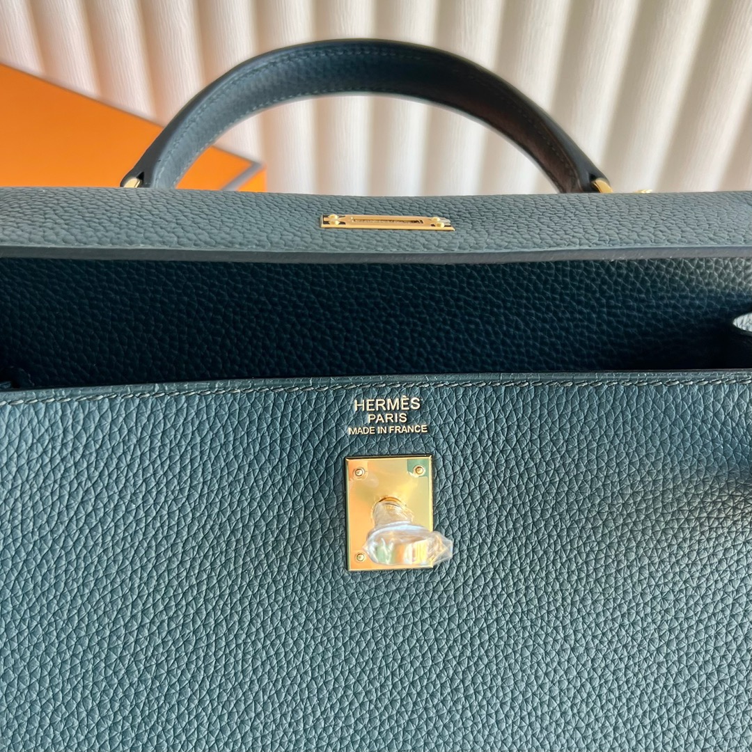 愛馬仕入門款凱莉包實拍圖Hermes Kelly 25 Togo 6O Vert cypres松柏綠 柏樹綠 金色五金