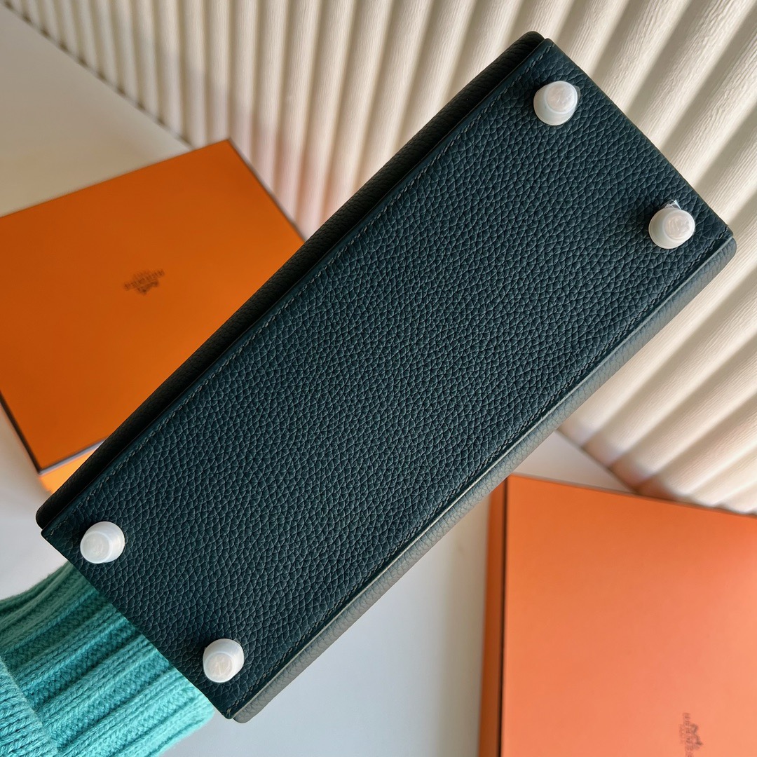 愛馬仕入門款凱莉包實拍圖Hermes Kelly 25 Togo 6O Vert cypres松柏綠 柏樹綠 金色五金