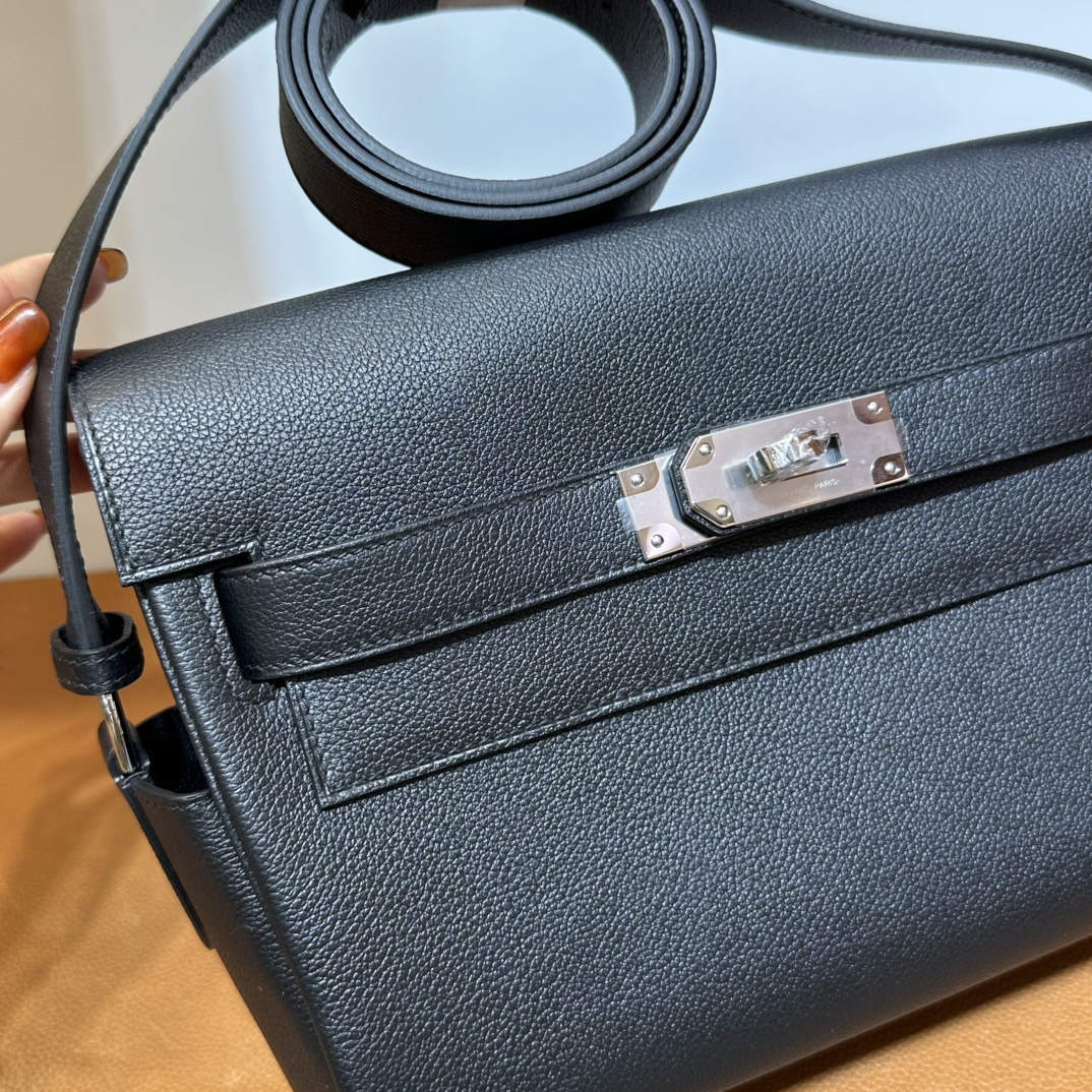 愛馬仕男包郵差包價格多少錢 Hermes Kelly Messenger Evercolor Ck89 Noir黑色銀色五金-Qatar Kuwait Hermes Birkin Kelly Lindy bag 愛馬仕男包郵差包價格多少錢 Hermes Kelly Messenger Evercolor Ck89 Noir黑色銀色五金