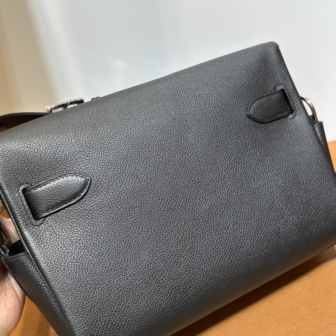 愛馬仕男包郵差包價格多少錢 Hermes Kelly Messenger Evercolor Ck89 Noir黑色銀色五金-Qatar Kuwait Hermes Birkin Kelly Lindy bag 愛馬仕男包郵差包價格多少錢 Hermes Kelly Messenger Evercolor Ck89 Noir黑色銀色五金