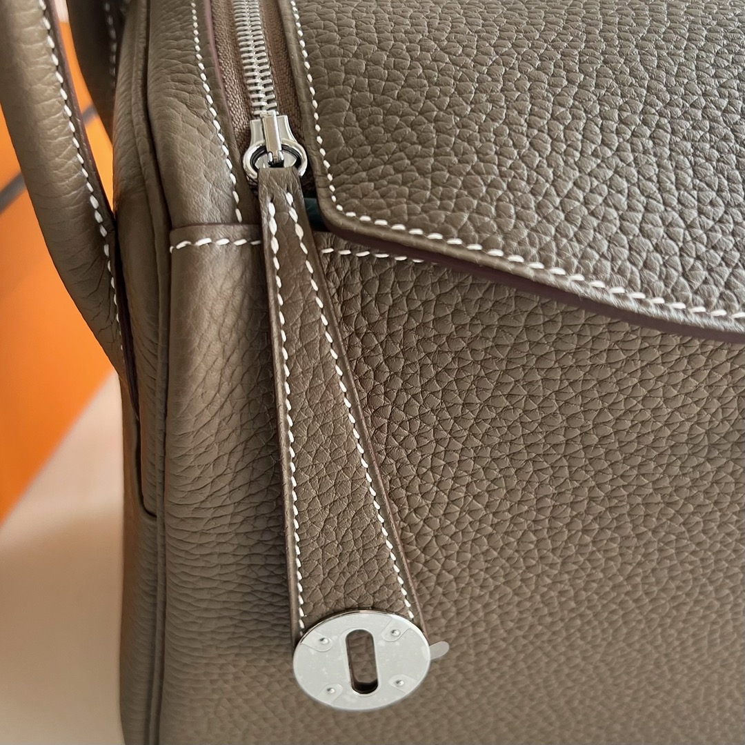 愛馬仕琳迪包最好看的顏色 Hermes Lindy 26 Clemence Ck18 Etoupe大象灰銀色五金