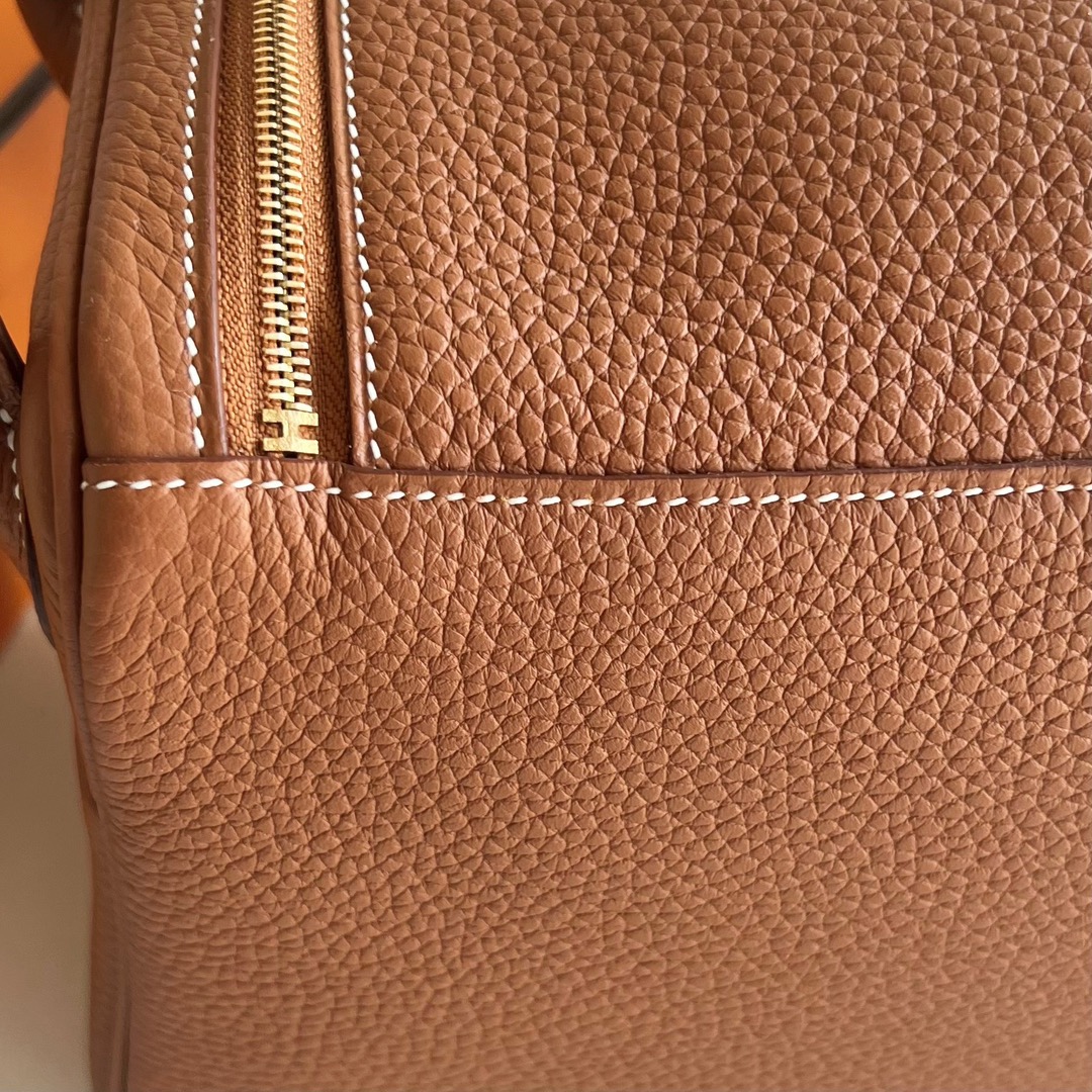 愛馬仕琳迪包logo在哪裡 Hermes Lindy 26 Clemence Gold金棕色 金色五金