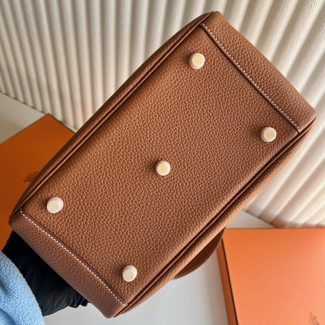 愛馬仕琳迪包logo在哪裡 Hermes Lindy 26 Clemence Gold金棕色 金色五金
