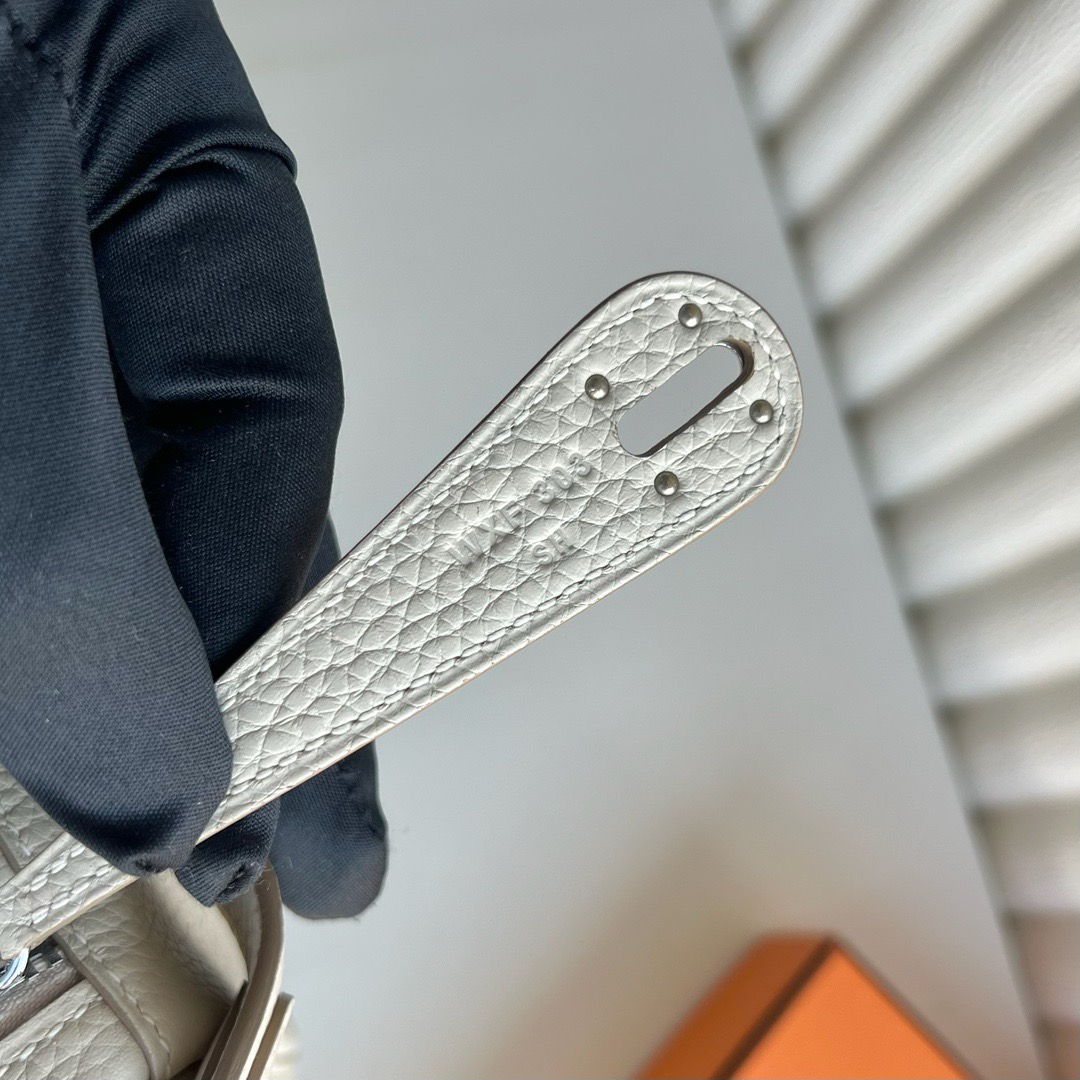 愛馬仕lindy價格多少錢 Hermes Lindy 26 Clemence Ck10 Craie奶昔白 銀色五金