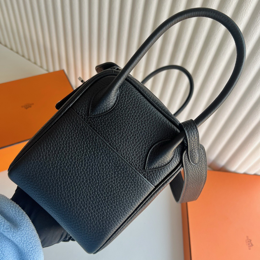 愛馬仕琳迪包泰國多少錢 Hermes Lindy 26 Clemence CK89 Noir黑色銀色五金