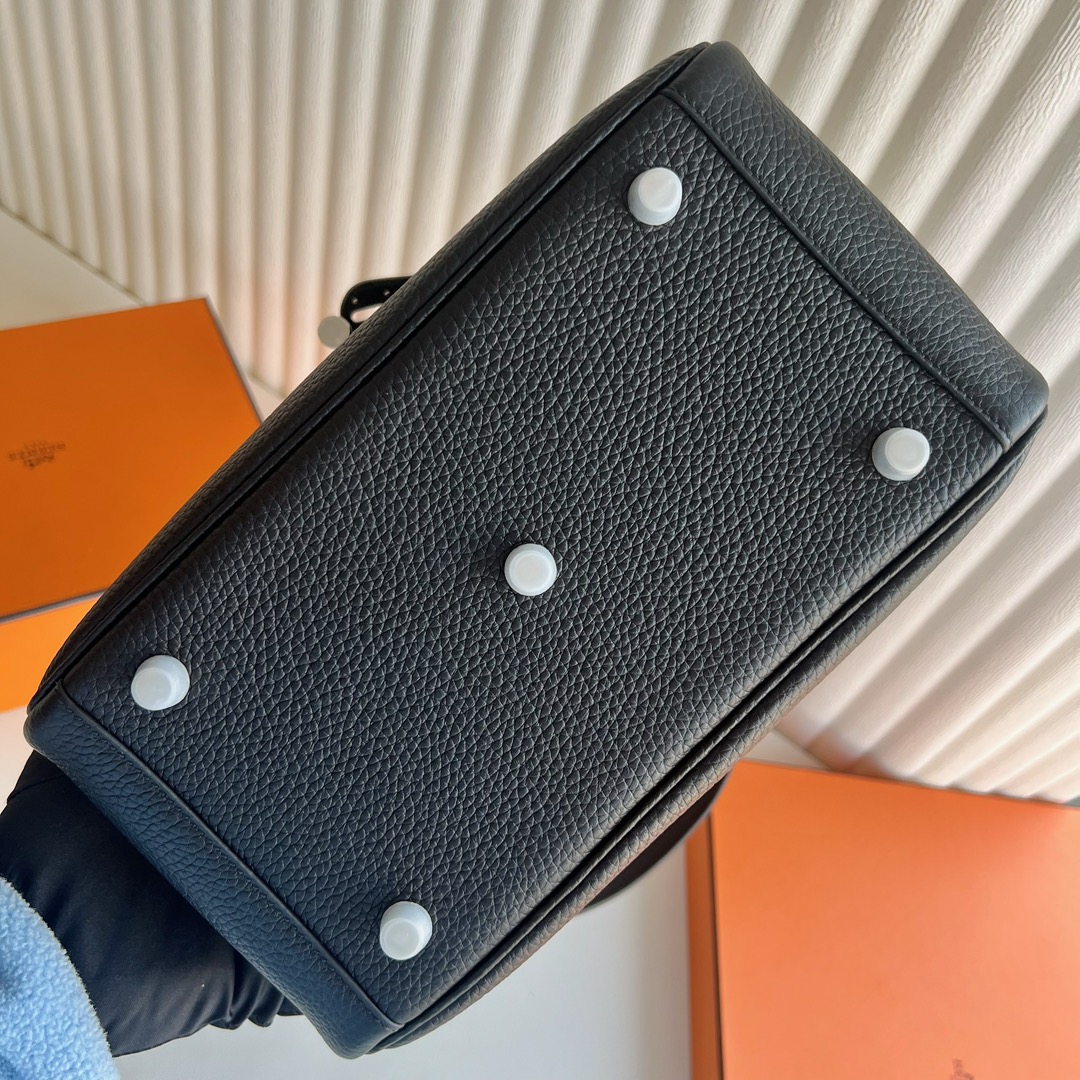 愛馬仕琳迪包泰國多少錢 Hermes Lindy 26 Clemence CK89 Noir黑色銀色五金